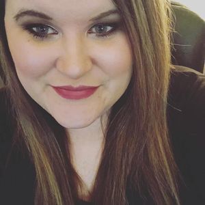 Meet your Posher, Niki